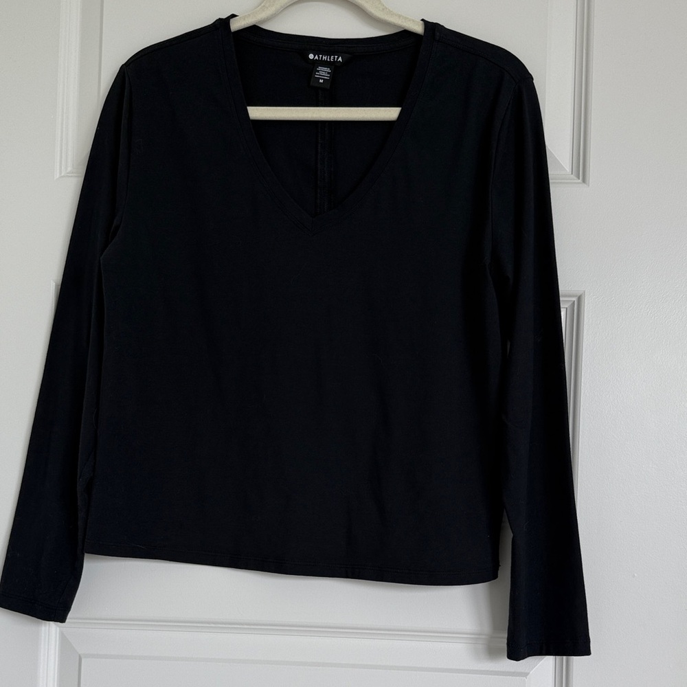 Athleta Black V-Neck Essential T-shirt